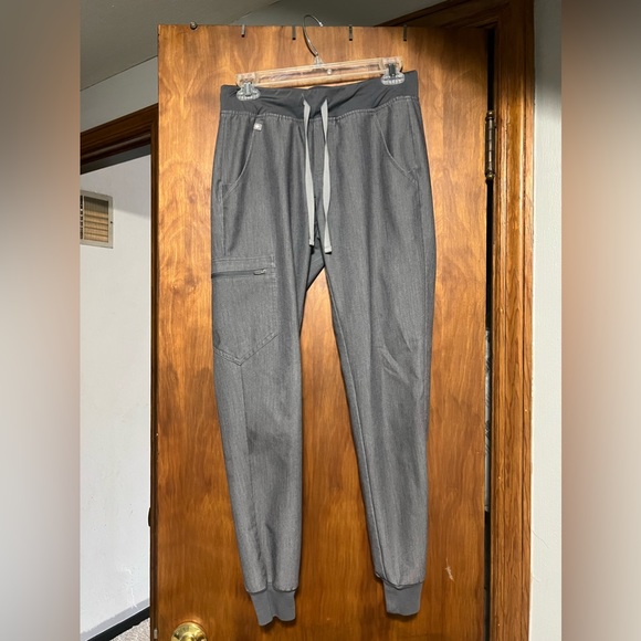 Zamora Figs - Picture 1 of 4